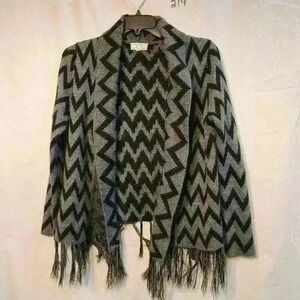 Pink rose womens sweater size L black and gray color cardigan